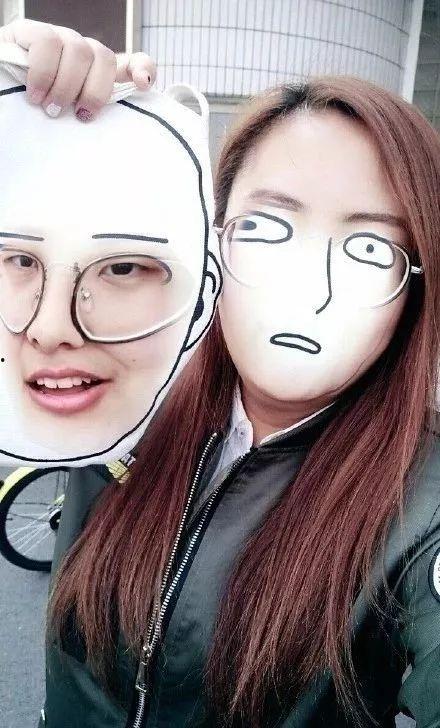 小孩吃瓜ai换脸视频,萌态百出引网友热议