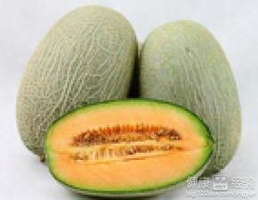 小孩吃哈密瓜唱歌视频播放,小朋友吃瓜唱歌萌态十足