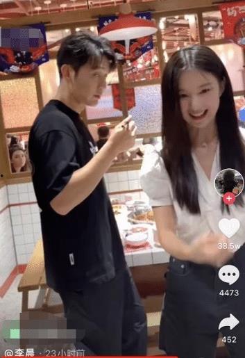 吃瓜网红看戏视频,吃瓜网红带你领略精彩看戏瞬间