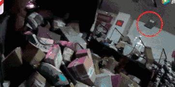 快递员吃瓜视频,揭秘快递员日常趣事
