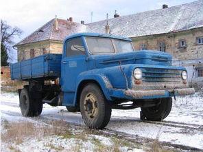 大卡车司机吃瓜视频,吃瓜视频引发网友热议